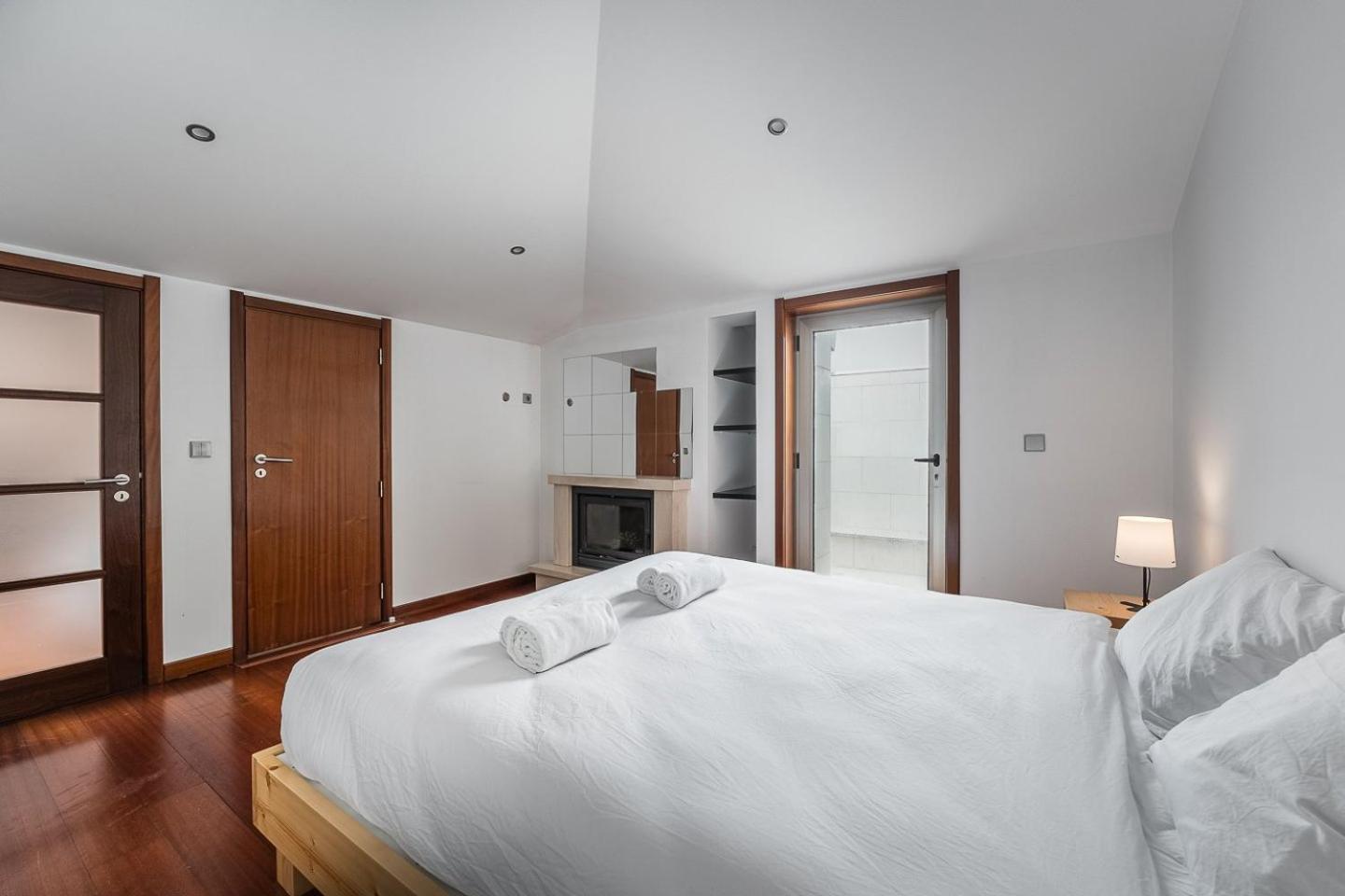 Guestready - A Modern Stay In Авейру Екстер'єр фото
